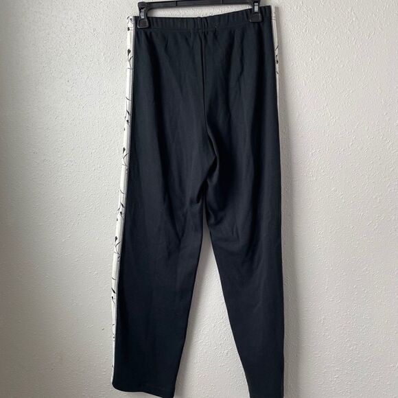 Passports Black Sweatpants Size M - Picture 6 of 8